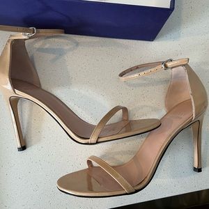 Stuart Weitzman Nudist song bambina, nude, size 8, great condition